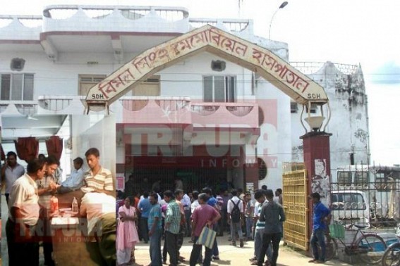 CPI-M-TMC clash continued to Hospital at Kamalpur: CPI-M LC Secretary got injured: Two shifted to GBP: Patients and staffs got in panic CPI-M-TMC clash continued to Hospital at Kamalpur: CPI-M LC Secretary got injured: Two shifted to GBP: Patients and staffs got in panic